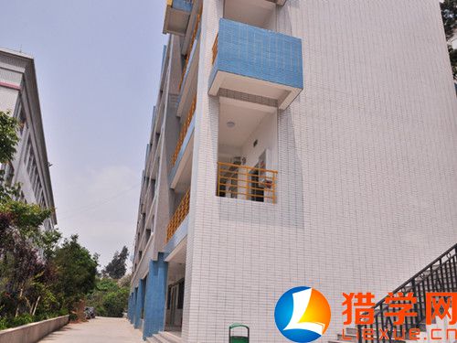 福州经济技术开发区职业中专学校