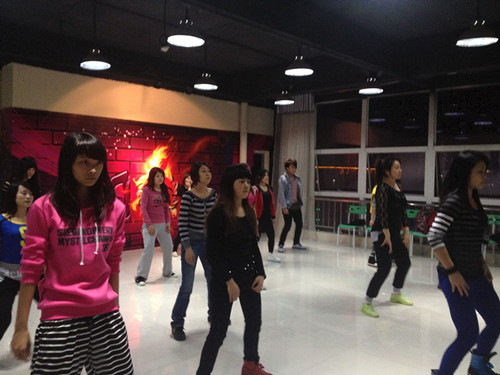 深圳8090舞蹈学校