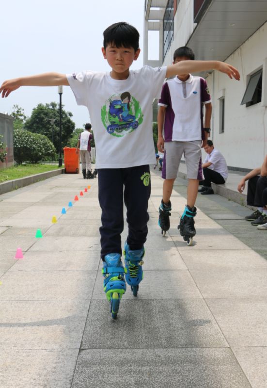 金峰轮滑培训学校