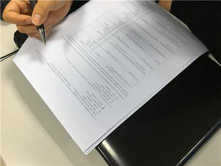 “老班，我面完了，公司叫我下周一去上班”