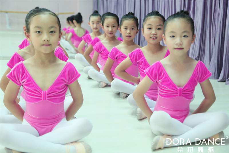 海量高清图片带您走进中国舞考级现场！