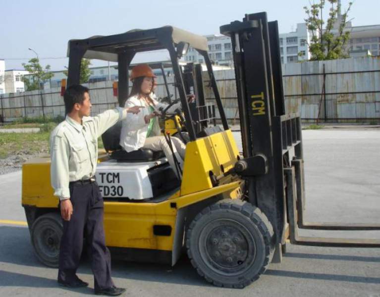上海起重机械司机（叉车，行车，流动式）培训