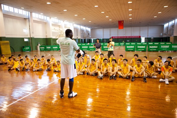 广厦宏优体育青少年篮球夏令营半天班(5岁以上)