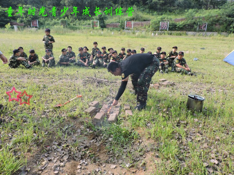 沈陽夏令營(yíng)軍事夏令營(yíng)你看的到的進(jìn)步和成長(zhǎng)