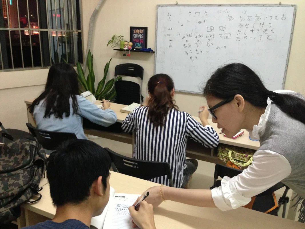 南宁有没有学日语的地方，来语盟外语高考日语培训班
