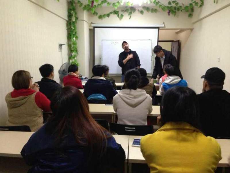 法语培训班,你也是翻译官