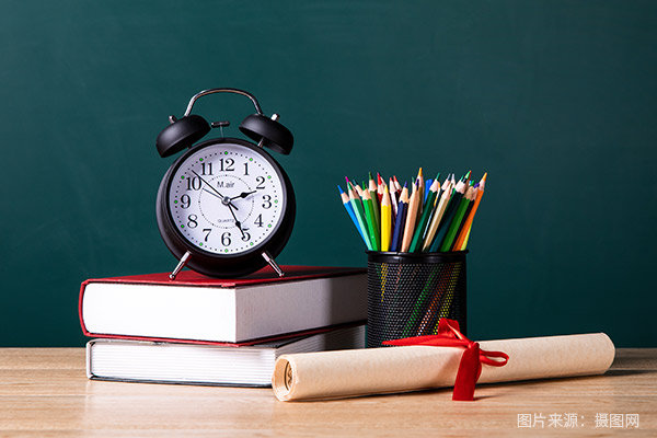 自学考试什么专业好考 大专提升学历的方式