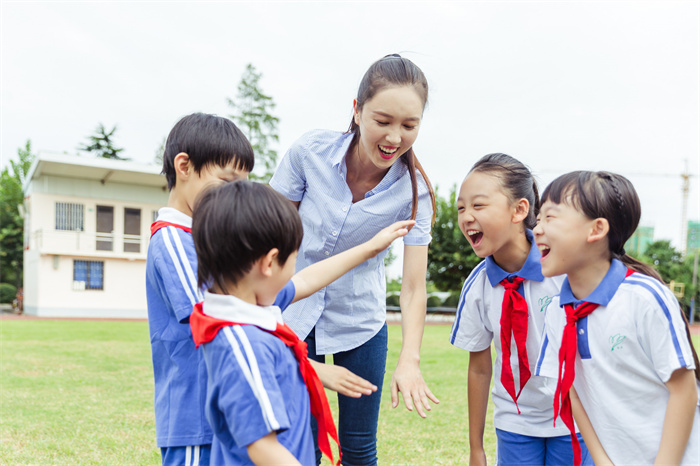 成人大專本科學(xué)歷報(bào)名 成人大專本科學(xué)歷報(bào)考